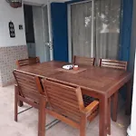 Διαμέρισμα Kings With Private Garden *