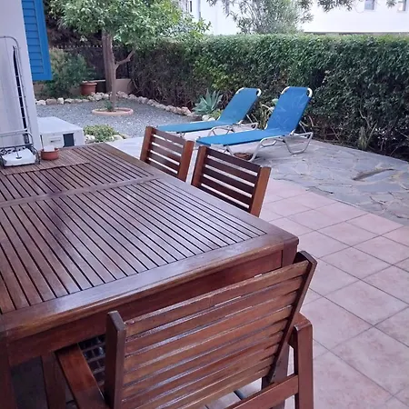 Apartment Kings With Private Garden *