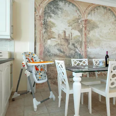 Kings With Private Garden * Paphos