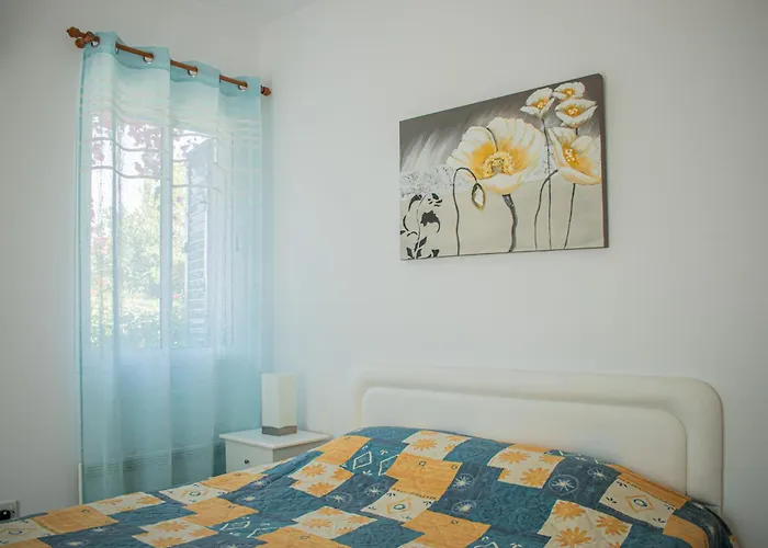 Kings With Private Garden *