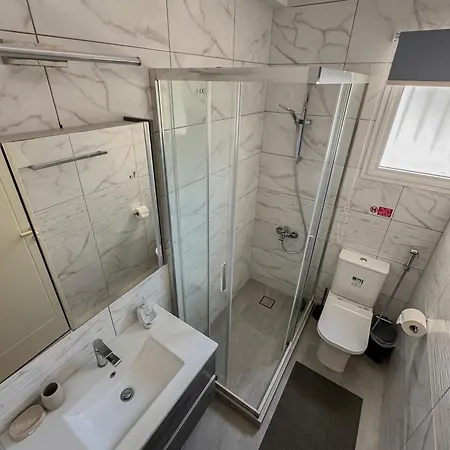 Apartamento Kings With Private Garden Pafos